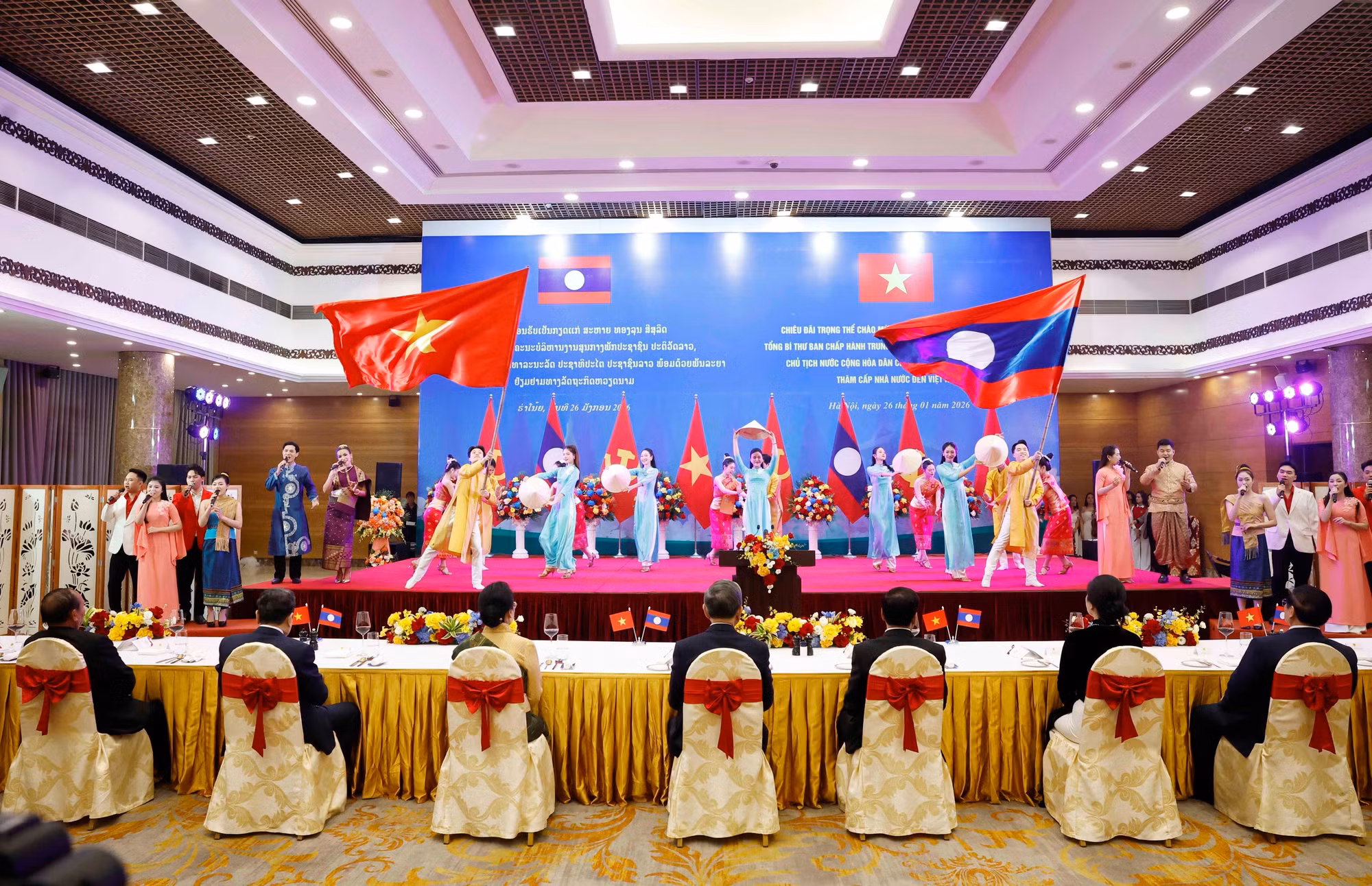 state-banquet-for-lao-leader-3.jpg