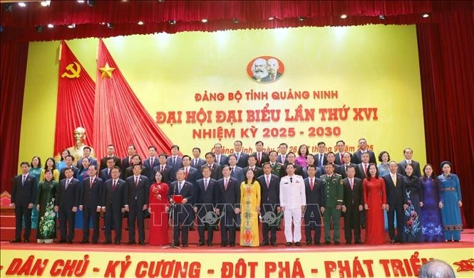 The 16th Quang Ninh provincial Party Committee debuts at the congress. (Photo: VNA)
