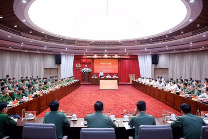 Party leader urges effective implementation of national security tasks in new context