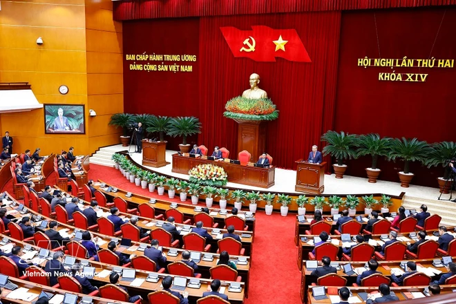 2nd meeting of 14th Party Central Committee opens