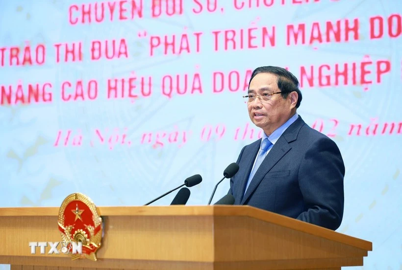 Prime Minister Pham Minh Chinh speaks at the ceremony on February 9 to launch two key emulation movements aimed at swiftly translating the Resolution of the 14th National Party Congress into practice. (Photo: VNA)