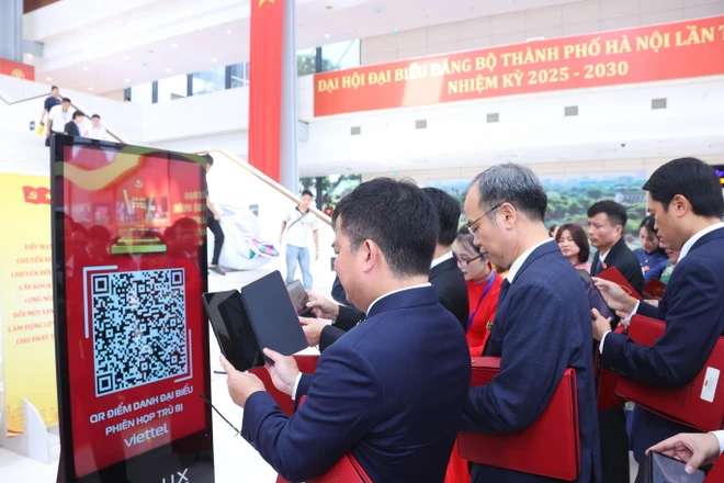 Digital transformation marks Hanoi’s 18th Party Congress 