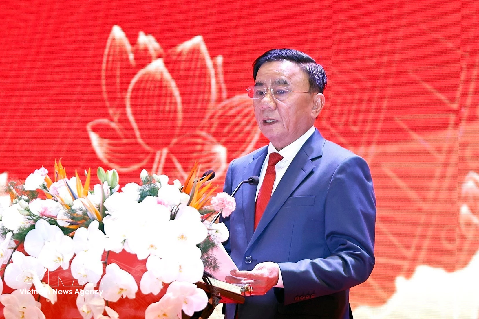 Politburo member and Permanent member of the Party Central Committee’s Secretariat Tran Cam Tu speaks at the national conference reviewing orientations and tasks for all-level People’s Councils for the 2026-2031 tenure on May 28. (Photo: VNA)