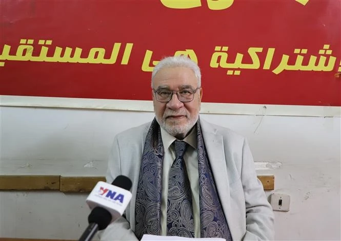 Salah Adly Abdelhafiz, General Secretary of the Egyptian Communist Party, grants an interview to the Vietnam News Agency. (Photo: VNA)