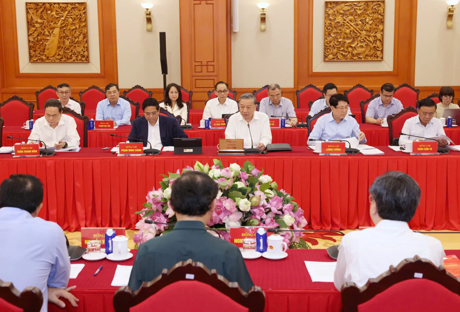 Key Party and State leaders include Party General Secretary, State President, Prime Minister, National Assembly Chairperson and Permanent Member of the Party Central Committee’s Secretariat (Photo: dangcongsan.vn)