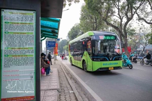 Hanoi launches 10 electric bus routes from April 1