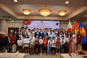 Vietnamese students shine at int'l mathematics competition in Japan 