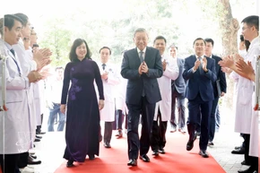 Party leader urges patient-centred healthcare