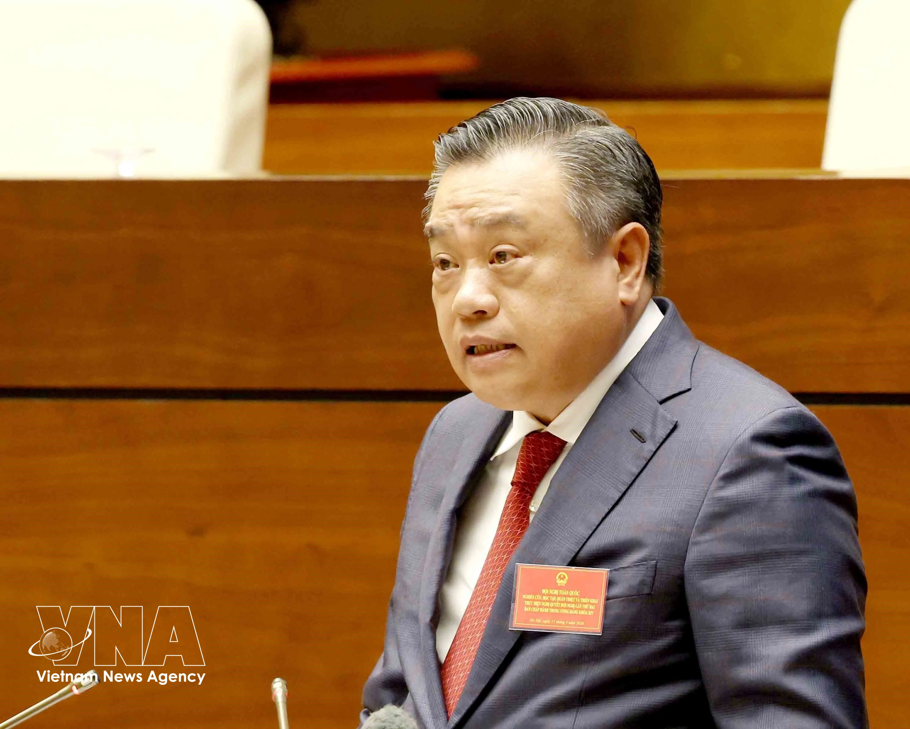 Politburo member, Secretary of the Party Central Committee, and Chairman of the Party Central Committee's Inspection Commission Tran Sy Thanh speaks at the conference. (Photo: VNA)