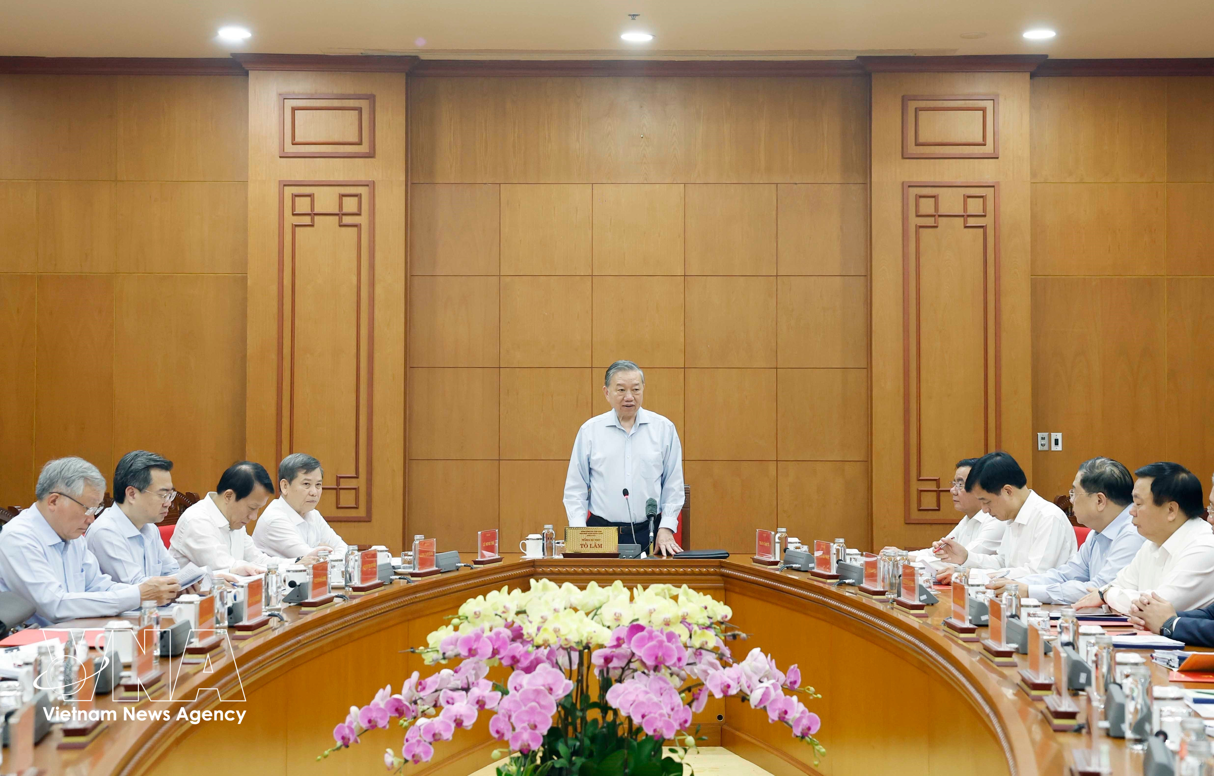 Party General Secretary To Lam speaks at the working session with the Party Central Committee’s Commission for Internal Affairs and relevant agencies on March 2. (Photo: VNA)