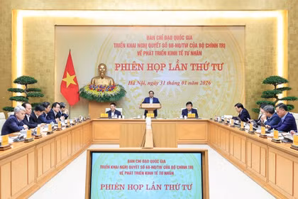Prime Minister urges private sector to lead digital, green transition