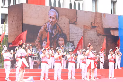 Ceremony marks 50 years of Saigon-Gia Dinh bearing President Ho Chi Minh's name 