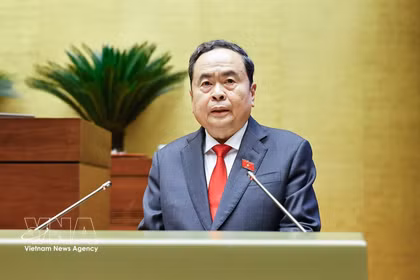 Chairman of the 15th National Assembly Tran Tranh Man delivers the opening remarks at the first session of the 16th National Assembly. (Photo: VNA)