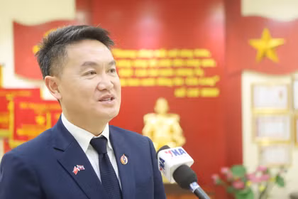 Lao youth official lauds Vietnam’s ambitious development goals