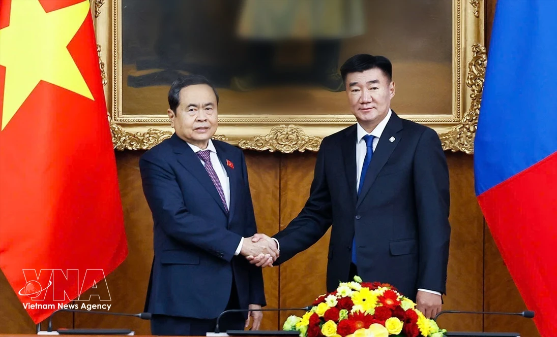 President of the Vietnamese National Assembly Tran Thanh Man (L) and Chairman of the State Great Hural of Mongolia Sandag Byambatsogt at their talks in Ulaanbaatar on September 10, 2026 (Photo: VNA)