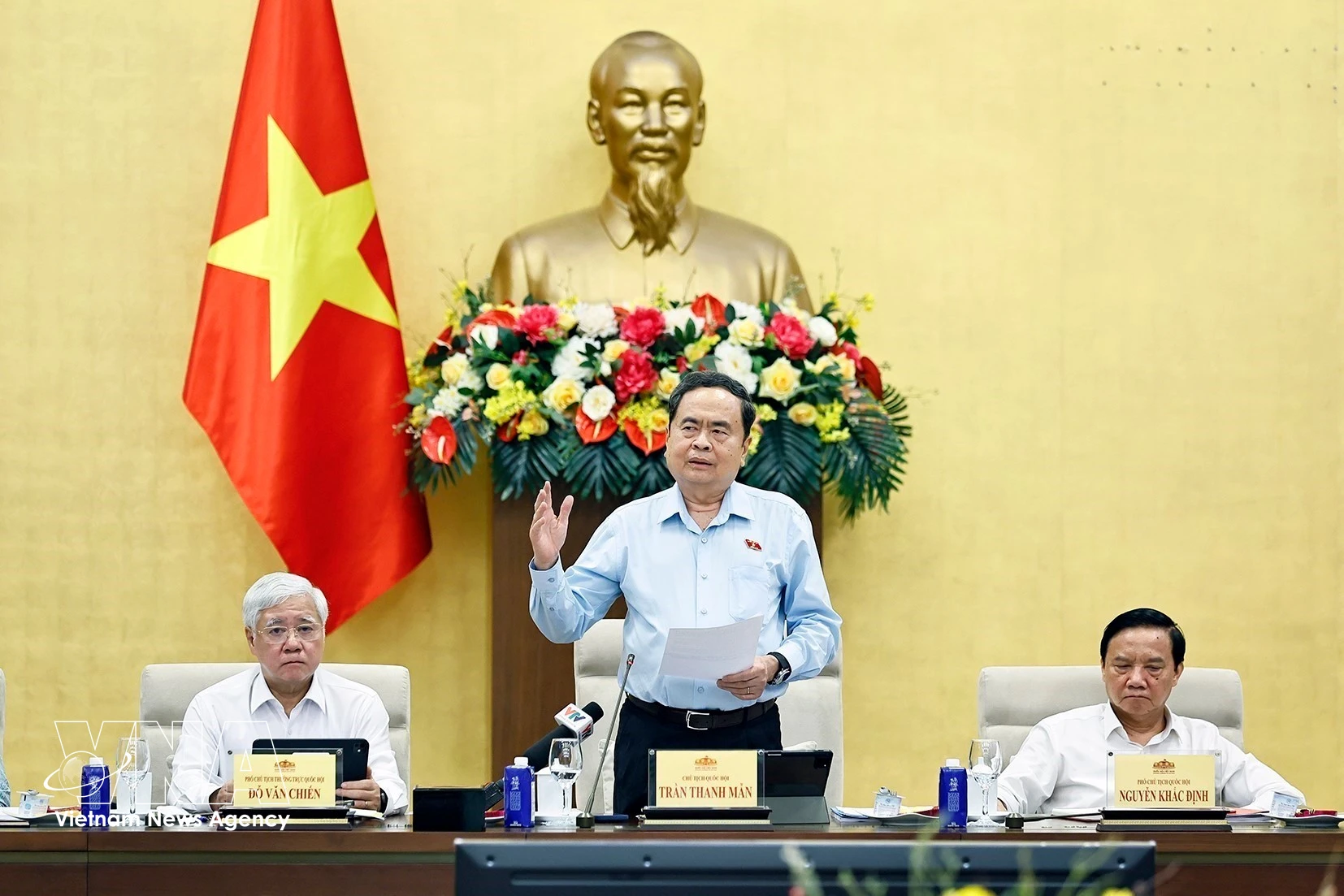 NA Chairman Tran Thanh Man speaks at the mid-year review conference between NA leaders, the NA's agencies and the NA Office on July 6. (Photo: VNA)