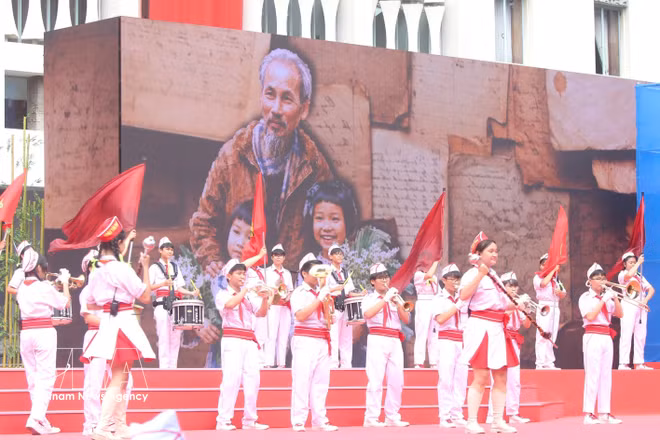 Ceremony marks 50 years of Saigon-Gia Dinh bearing President Ho Chi Minh's name 