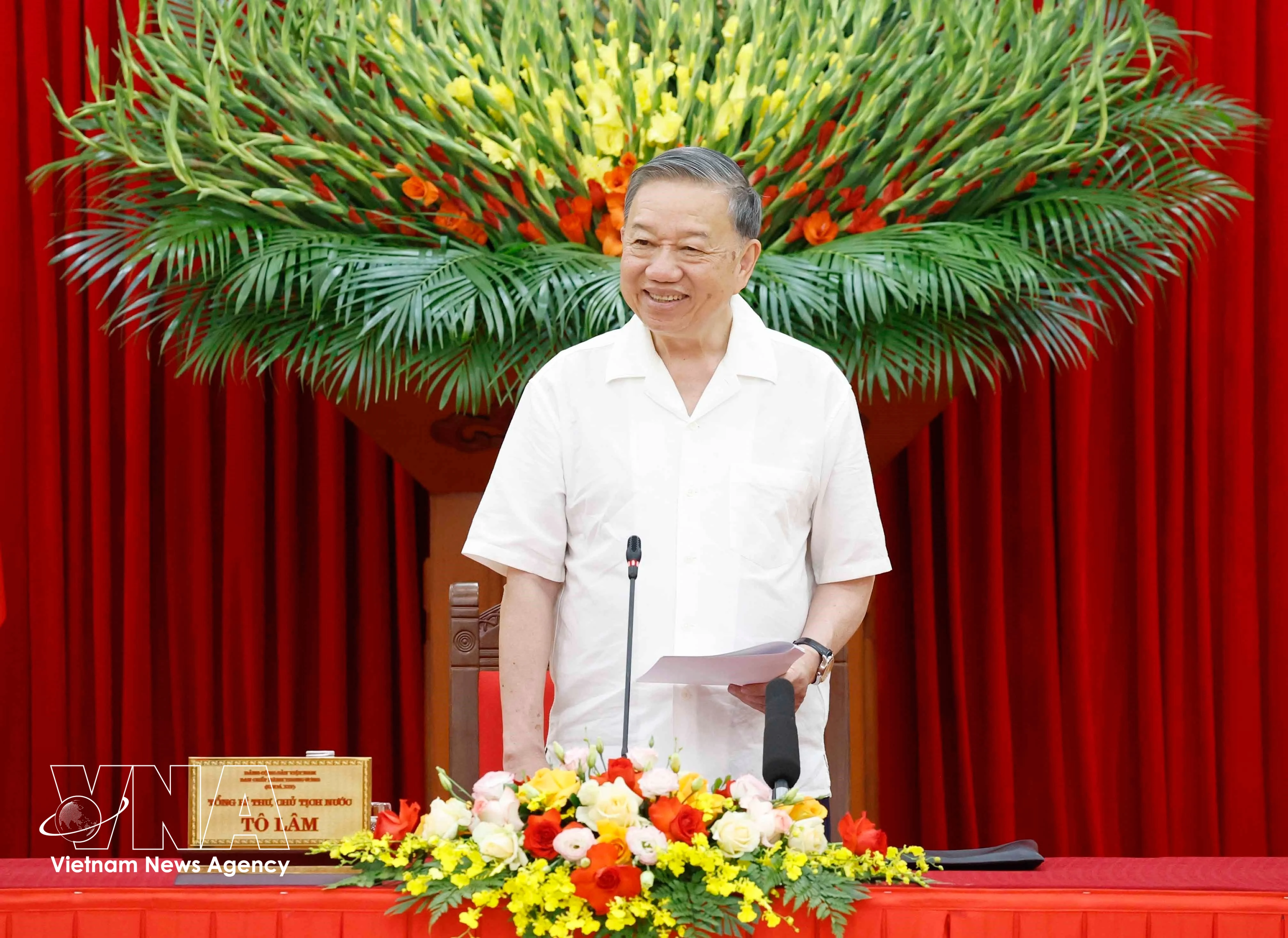 Party General Secretary and State President To Lam speaks at the working session with the Party Central Committee’s Organisation Commission in Hanoi on June 3, 2026. (Photo: VNA)